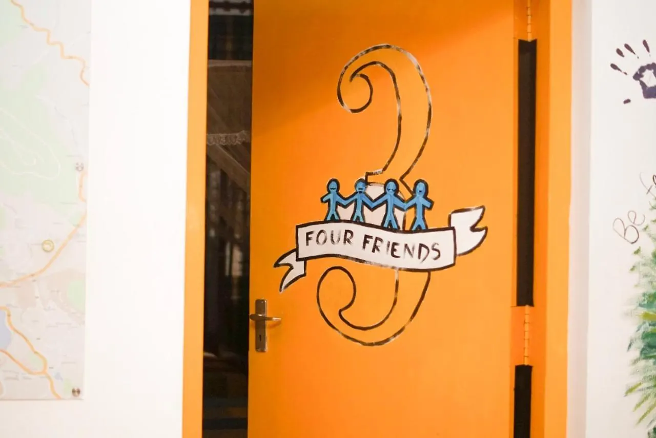 Hipsters Hideout Lounge Hostel Kandy